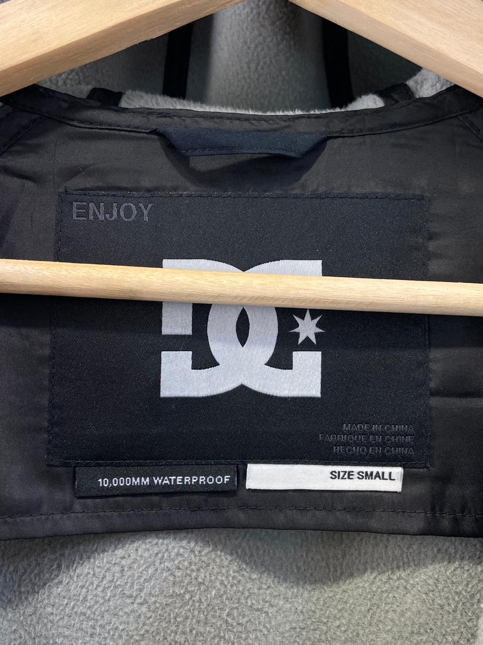 Polera DC