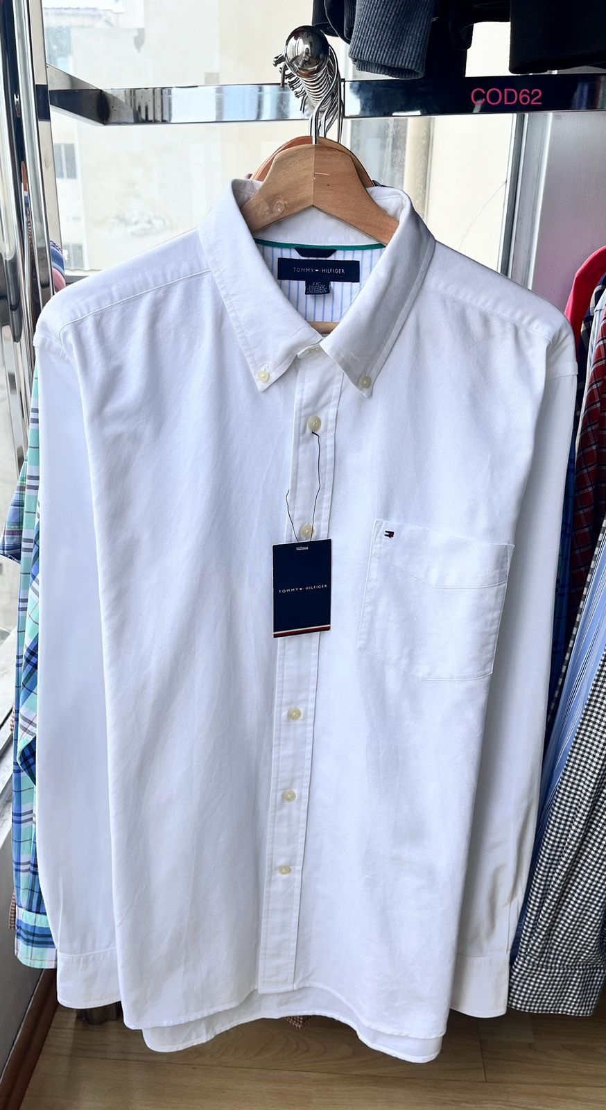 Camisa oxford Tommy Hilfiger de algodon.