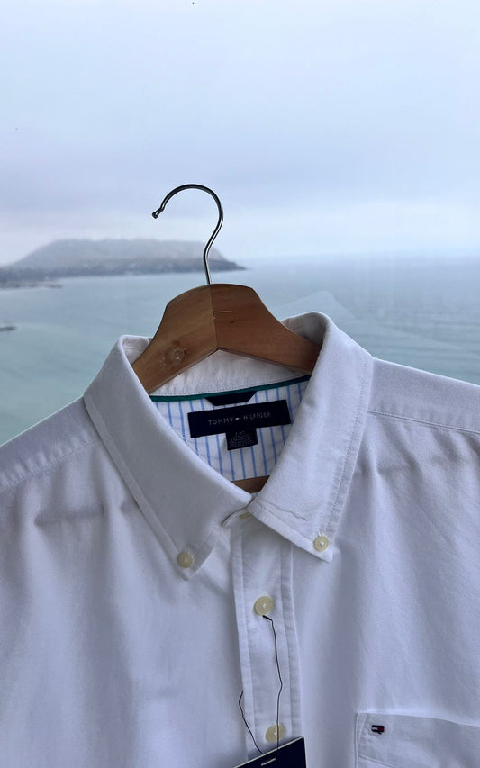 Camisa oxford Tommy Hilfiger de algodon.